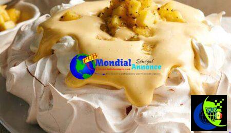 Zabaglione Pavlova with Pineapple and Dim Pepper