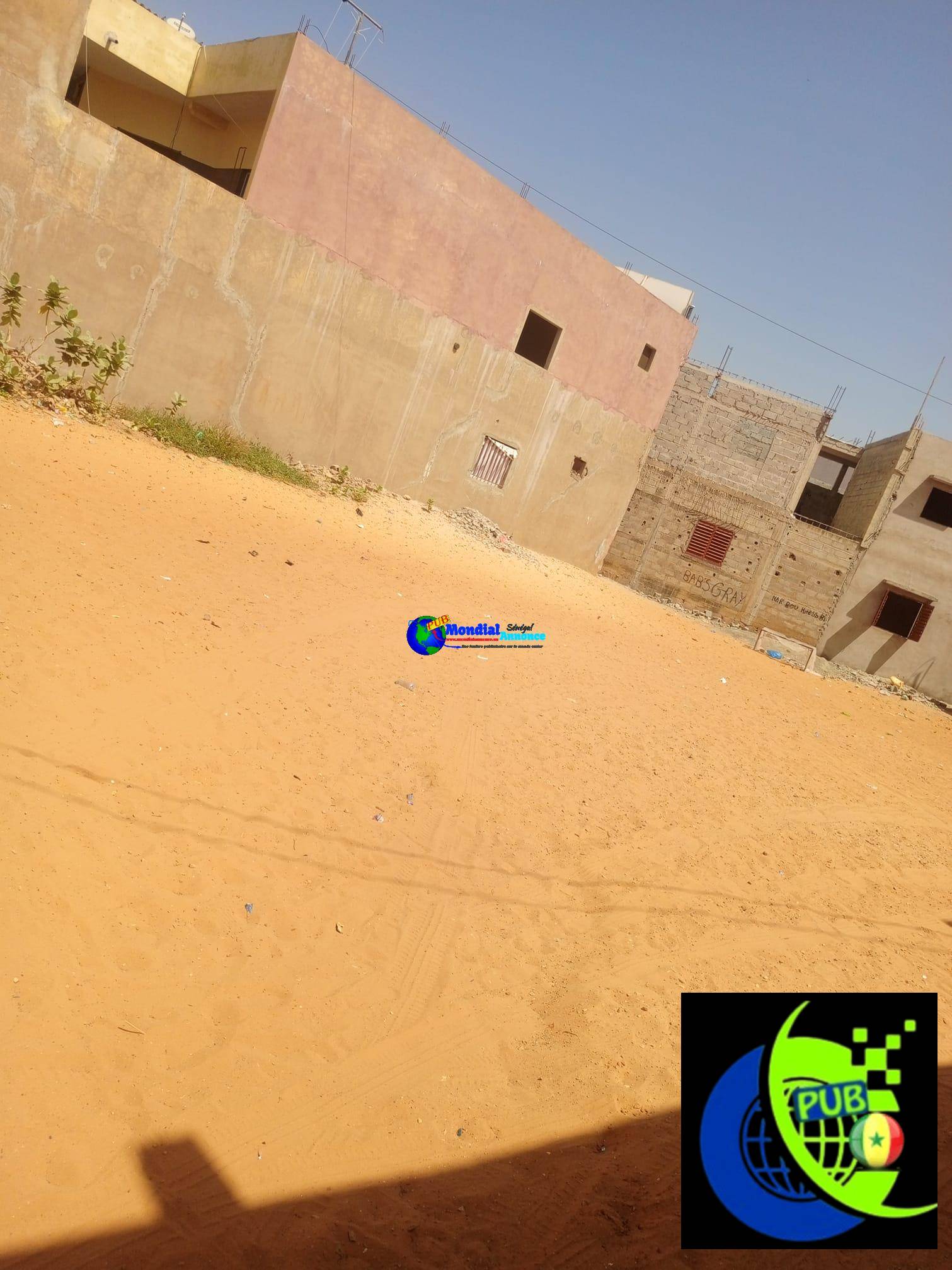 Terrain à vendre ! *Sebikotane ! *Tfg ! *410m² ! Plus d’infos : 776696282 !…