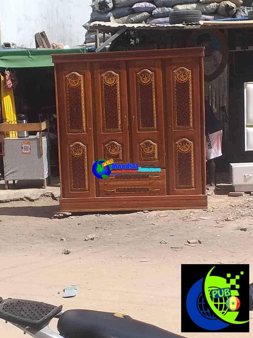 Armoire 4 battants à Dakar à bas prix
