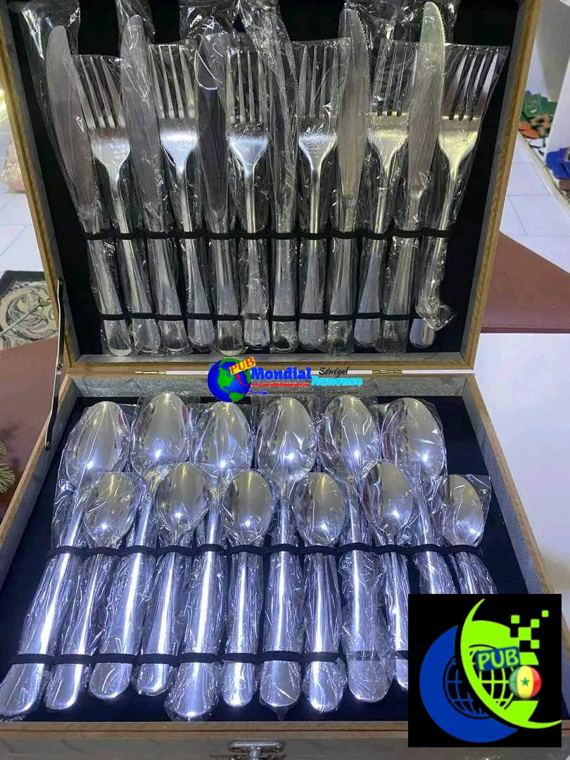 Coffret de couverts Cuillères Fourchettes et Couteaux