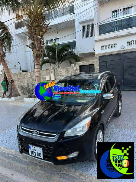 FORD ESCAPE TITANIUM ANNÉE 2015 A VENDRE