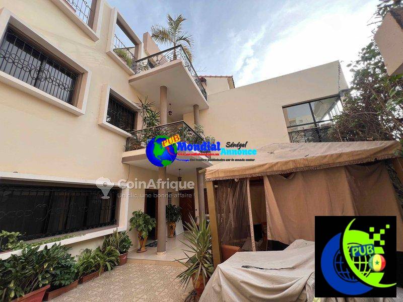 Villa R+2 à vendre à Liberté 6 extension