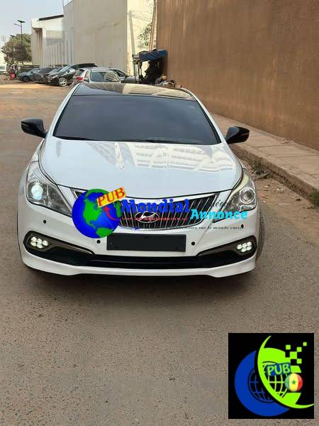 Hyundai Grandeur 2015 en excellent état, Essence, Automatique – Full Option à Vendre