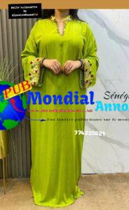 Abaya Orientale Chic avec Broderies Élégantes – Commandez Maintenant !