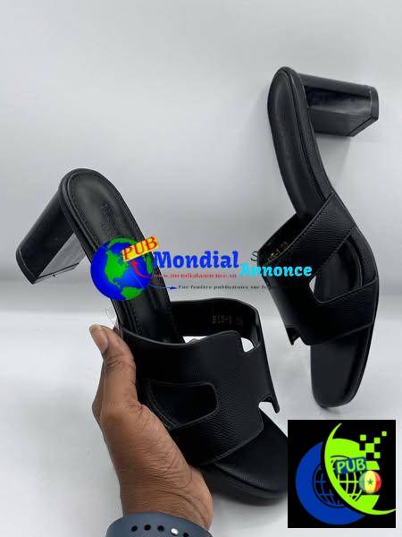Nouvel Arrivage Chaussures Importées : 10 000 – 12 000 FCFA”