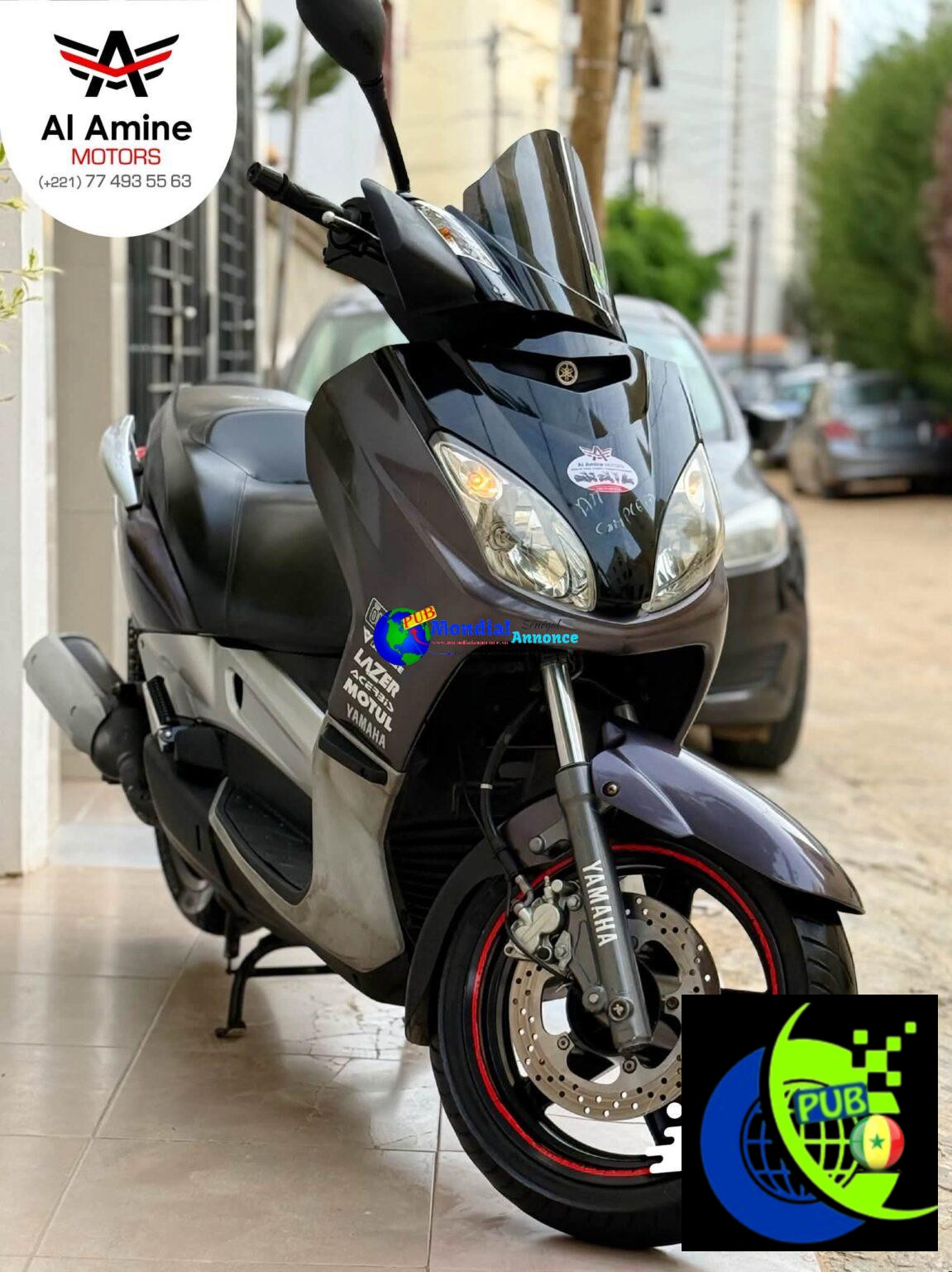 Scooter Yamaha XMAX (Venant Neuf - Moteur à Injection) Disponible à ...