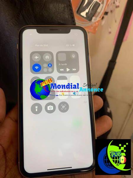 iPhone XR 128 Go en Excellent État à vendre