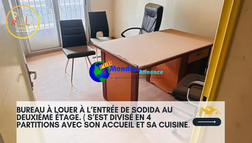 Bureau à Louer à l’Entrée de SODIDA à 350.000 FCFA