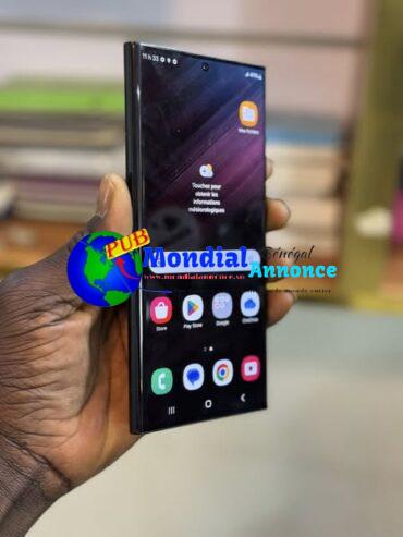 Samsung Galaxy S22 Ultra 128GB – Légère Fissure au Dos