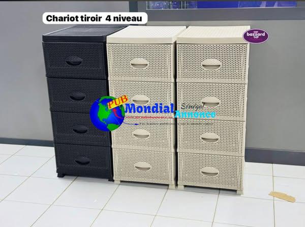 🌸🌸Étagère à vendre – Bon état – 25 000 F seulement !