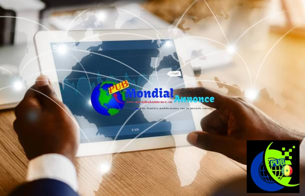 Cropped image of african businessman touching digital tablet screen with business worldwide map hologram, collage, online business concept L’impact économique des marketplaces au Sénégal : opportunités, défis et perspectives