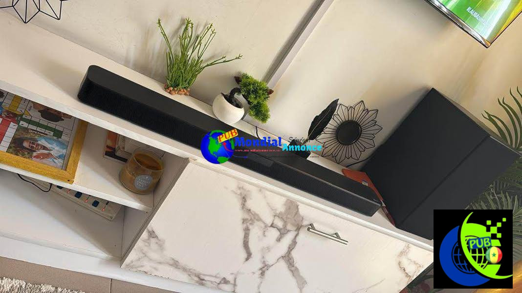Barre de son LG SN5Y de 400 Watts avec télécommande à 150000 FCFA