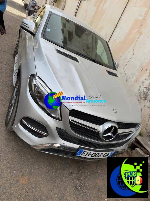 Mercedes GLE 2016 Diesel Automatique à vendre à Dakar