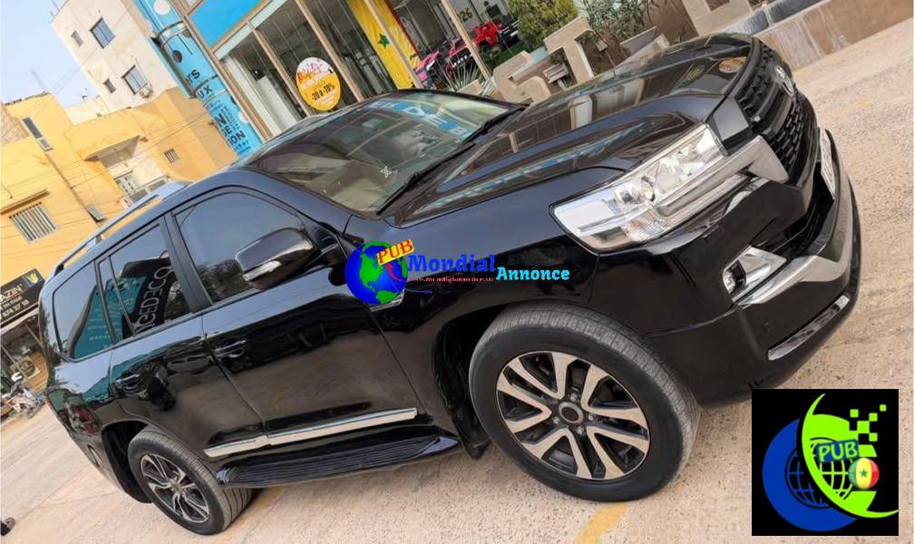 Toyota Land Cruiser V8 Diesel Automatique de 2021 dispo à Dakar