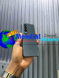 Samsung Galaxy Z Fold 4