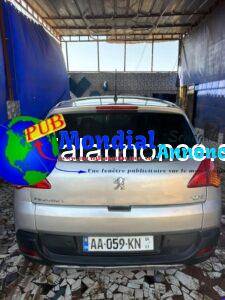 À vendre : Peugeot 3008 année 2012