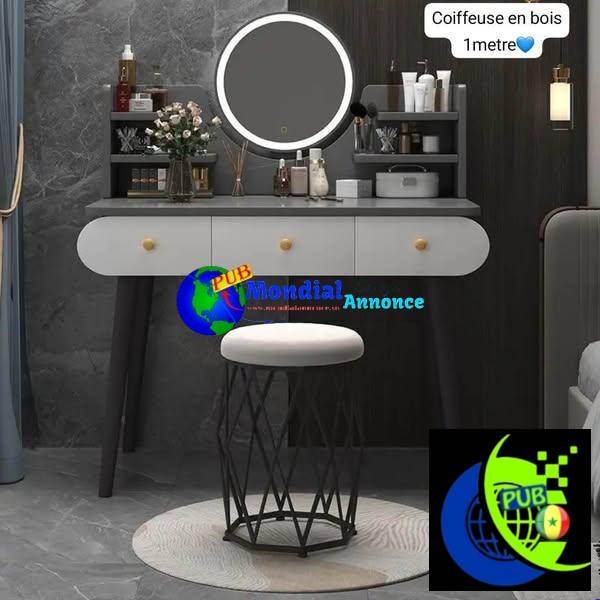 Tables Basses Neuves de Qualité dispo à Dakar. Numéro : 70 333 52 35