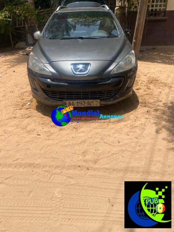 Peugeot 308 Diesel 7 Places (Dakar). Prix : 3 000 000 F CFA