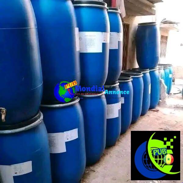 Barils en Plastique Disponibles à Dakar. Contact : 76 690 97 27