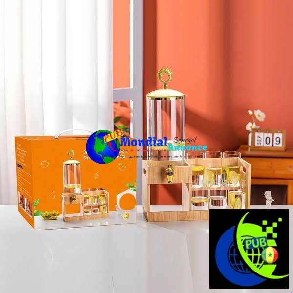 Fontaine en verre 7 pièces avec support en bois blanc disponible