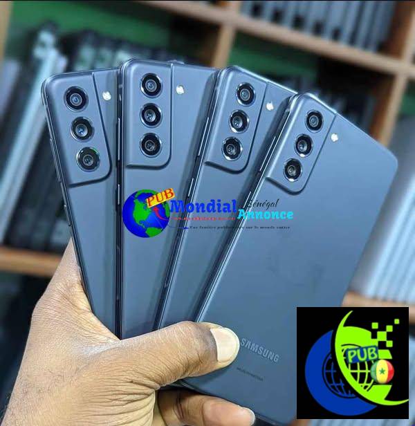 Samsung Galaxy S21 FE de 128 Go disponible au Marché HLM