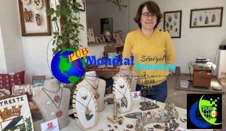 aurelie dans sa boutique atelier 1785069964 0ac7e52b426a66ec7e52b426a72d7ev