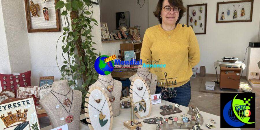 aurelie dans sa boutique atelier 1785069964 0ac7e52b426a66ec7e52b426a72d7ev