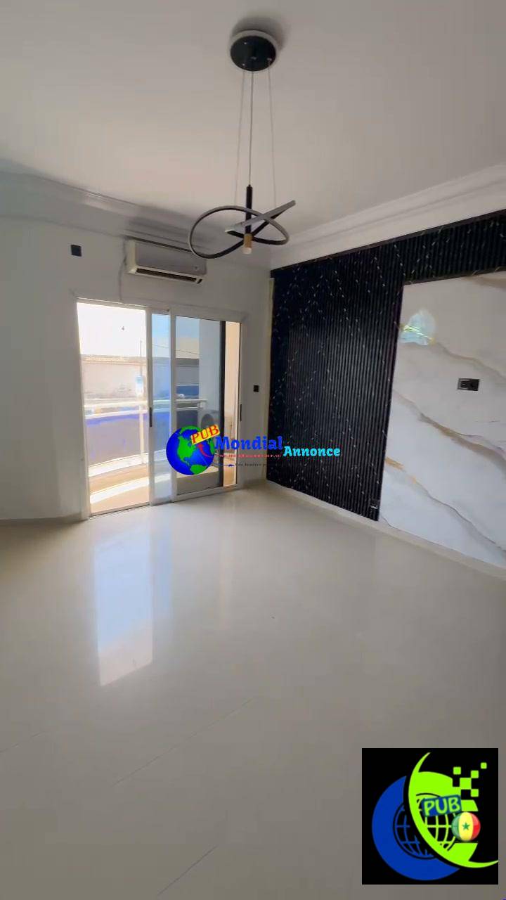 Appartement F4 à louer aux Almadies – 500 000 FCFA/mois