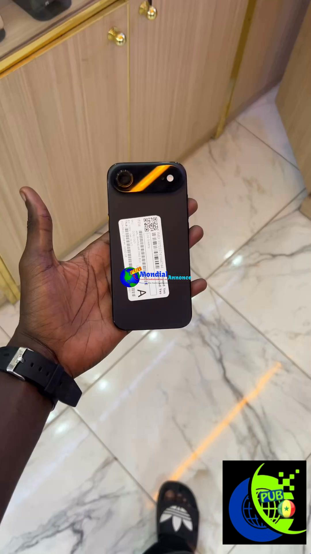 iPhone Air 256 Go version américaine Neuf, jamais utilisé – 470 000 FCFA