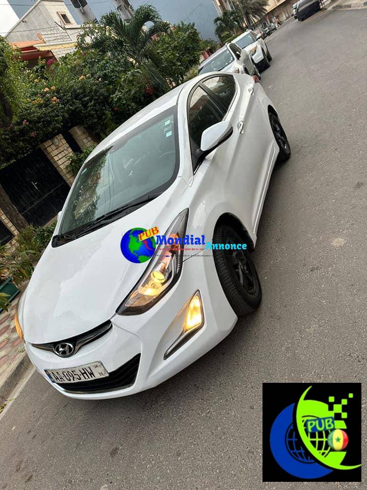 *HYUNDAI AVANTE 2014* CARBURANT ESSENCE