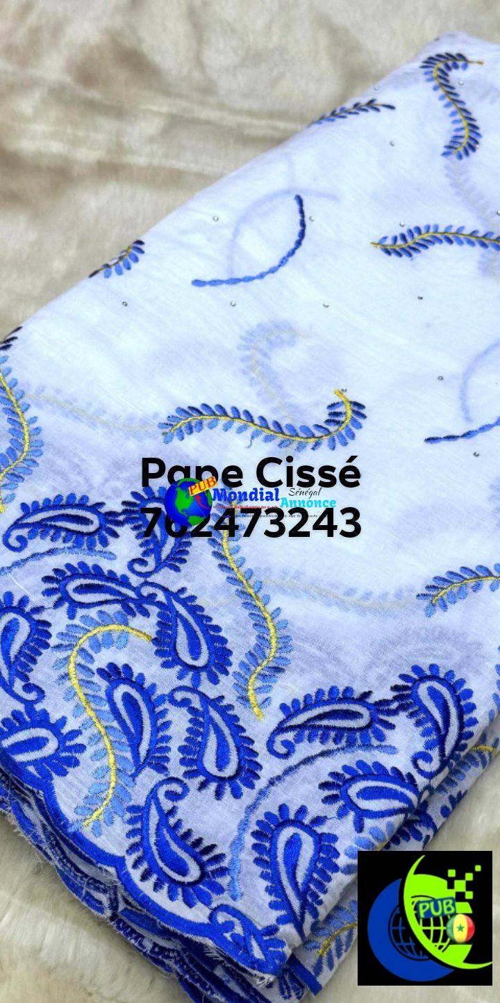 Tissu Brodé Tini Minu en Coton – Toutes Couleurs | 4 000 F CFA/Yard