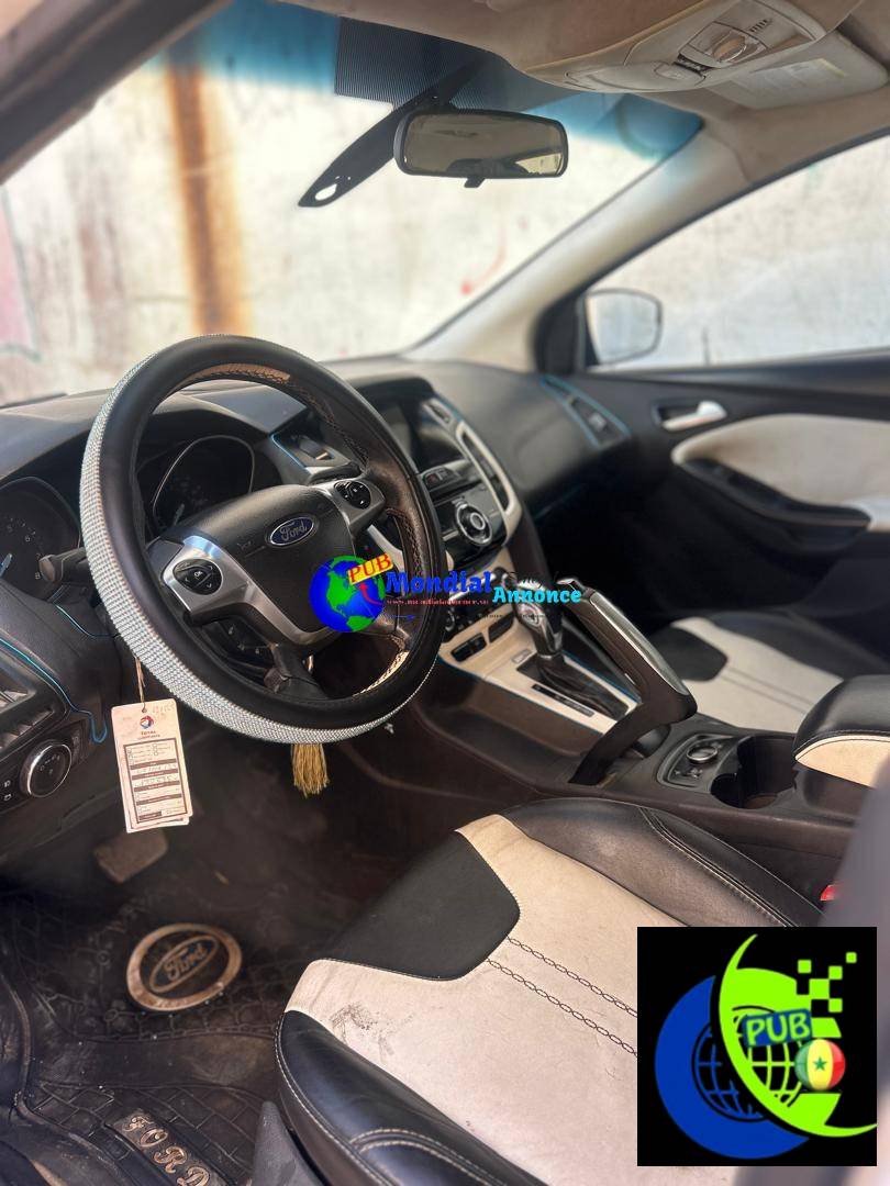 Ford Focus 2013 Automatique – Full options, Dakar | Prix négociable