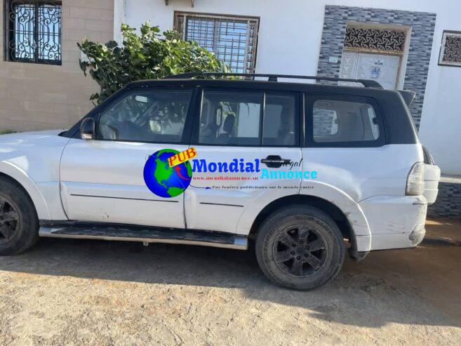 Mitsubishi DID Diesel Manuel 2011 en excellent état à vendre