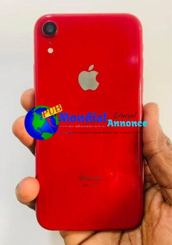 iPhone XR Rouge 64 Go en excellent état – 94% de batterie à vendre