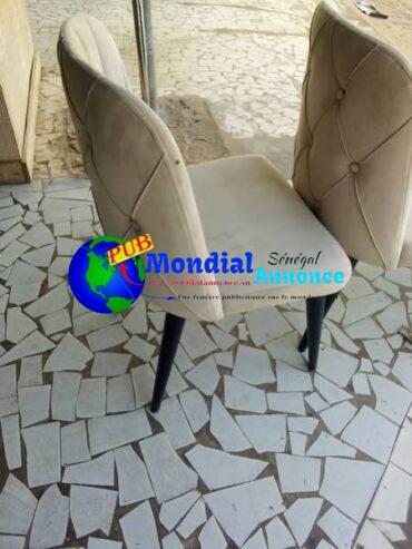 À vendre : Ensemble de 5 chaises neuves modèle Turque