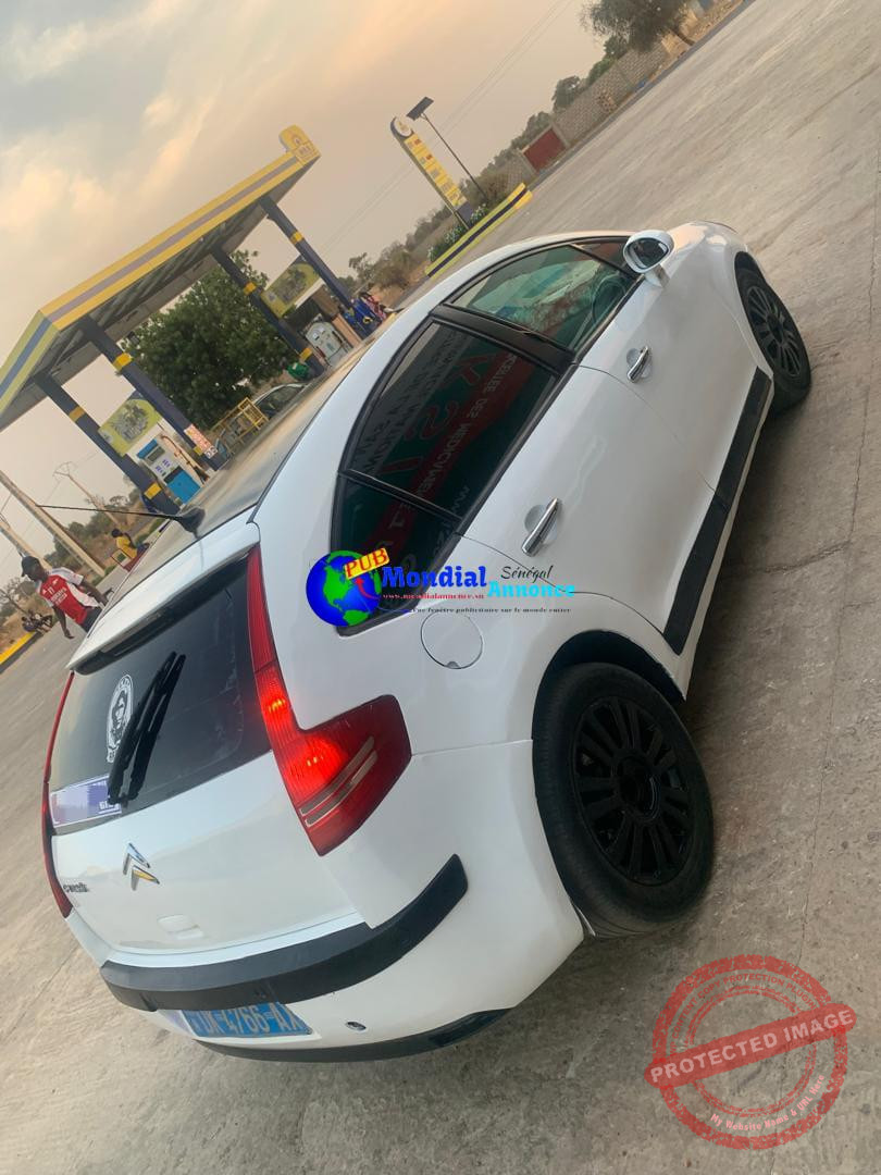 Citroën C4 Diesel 2008 – Manuel, climatisé, en Parfait État à Dakar