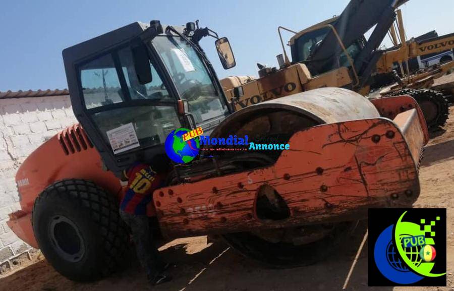 LOCATION BULLDOZER PELLES MECANIQUES CHARGEUR GRADEUR COMPACTEUR etc
