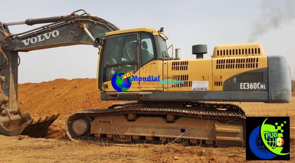 LOCATION BULLDOZER PELLES MECANIQUES CHARGEUR GRADEUR COMPACTEUR etc