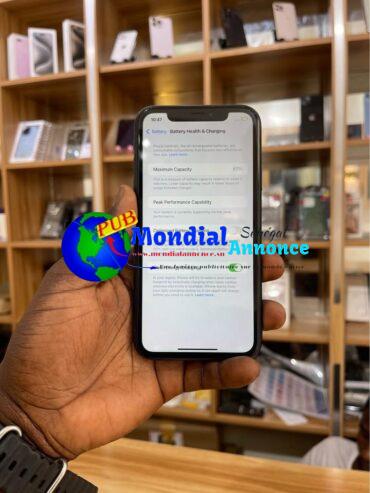 iPhone Xr 64gigas à vendre au 77 746 22 89