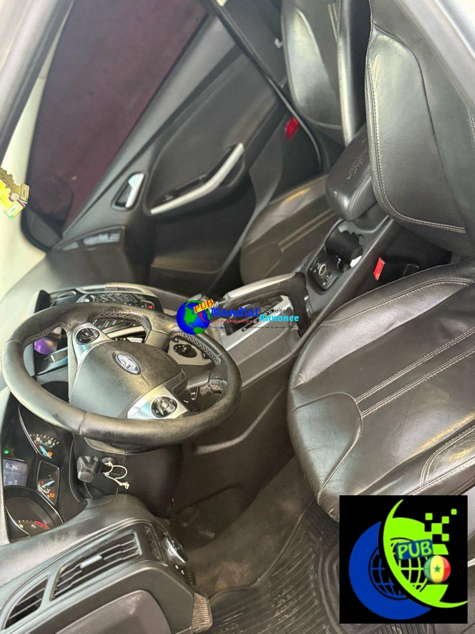 Ford Focus SEL 2014 Automatique dispo à Dakar – Propre et Climatisée