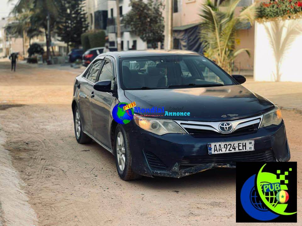 Toyota Camry Hybride 2014 – Automatique | Essence | 2 700 000 F