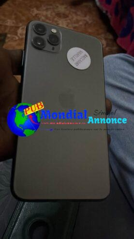 iPhone 11 Pro Max 256 GB – en excellent état – Vendu sur Facture