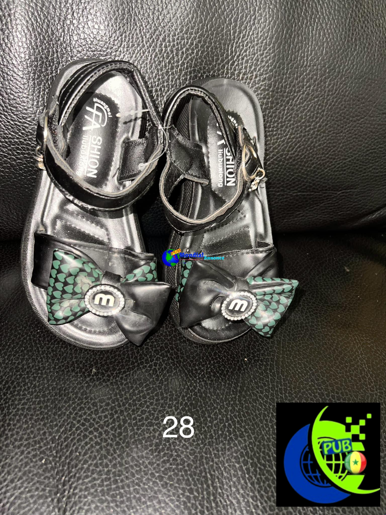 Chaussures Enfant – Confort & Style