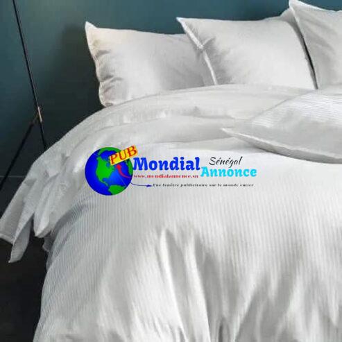 Housse de Couette + Taies d’Oreiller – Confort & Élégance | Livraison Disponible