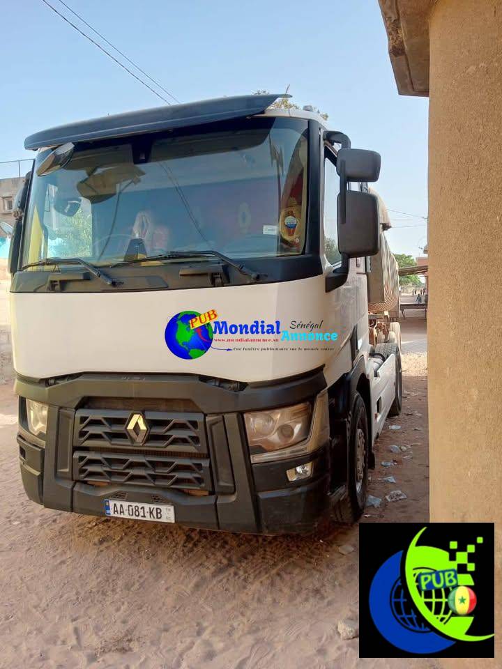 Camionnette en excellente état – Disponible à Dakar