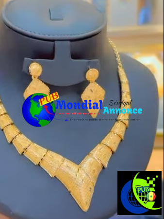 Parures Collier Femme – Élégante & Raffinée à 10000 F.CFA seulement