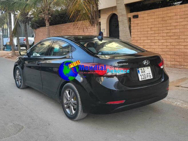 2 Hyundai Elantra 2014 Automatique disponible à Dakar