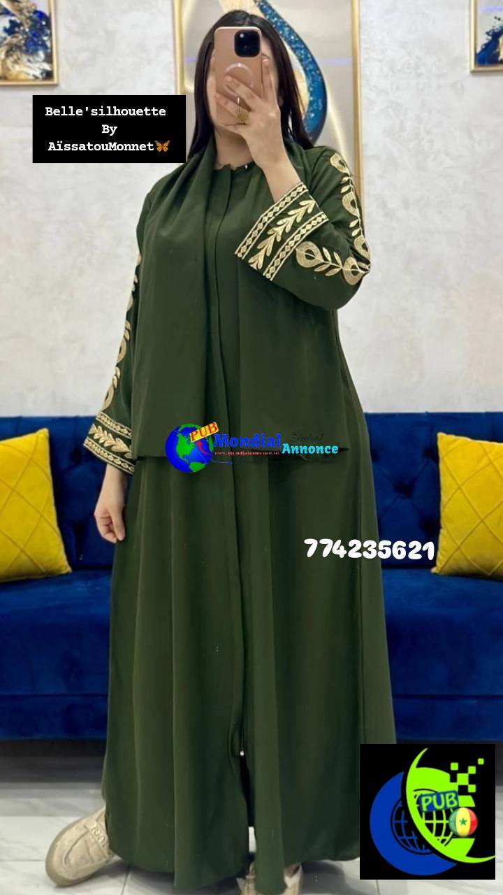 Abaya Orientale Chic avec Foulard – Élégance et Modernité