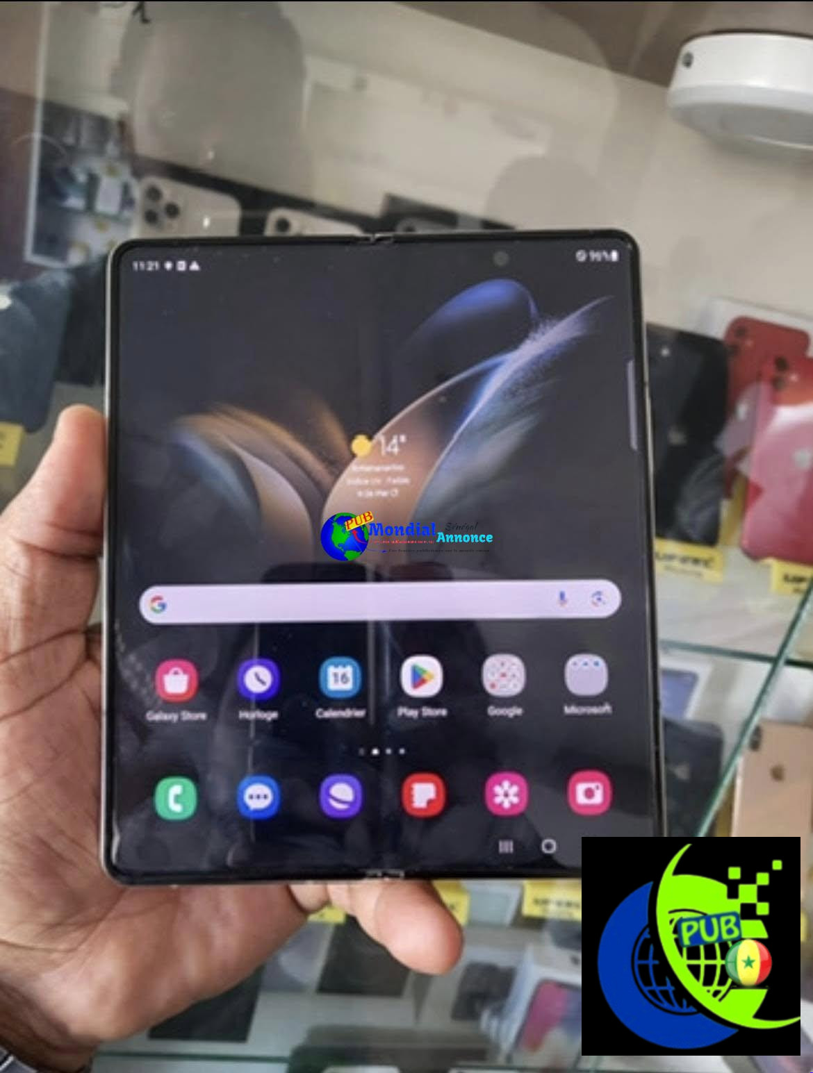 Samsung Galaxy Z Fold 4 5G – 256 Go, 12 Go RAM, Neuf avec Facture et Garantie
