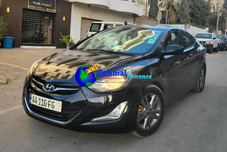2 Hyundai Elantra 2014 Automatique disponible à Dakar